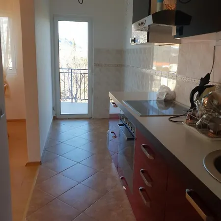 Summerview Villa *